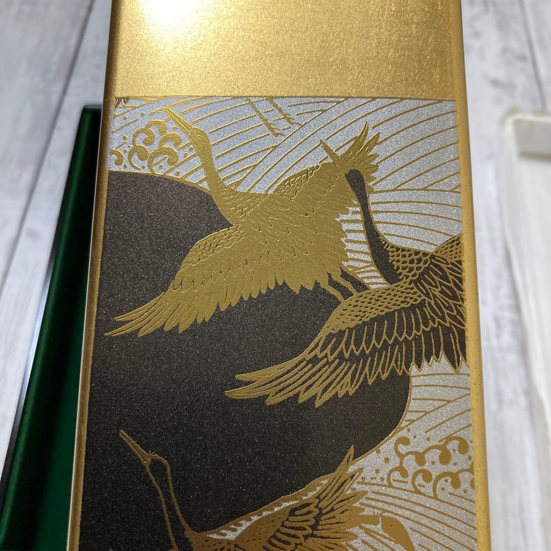 新品　金箔の鶴模様 漆器