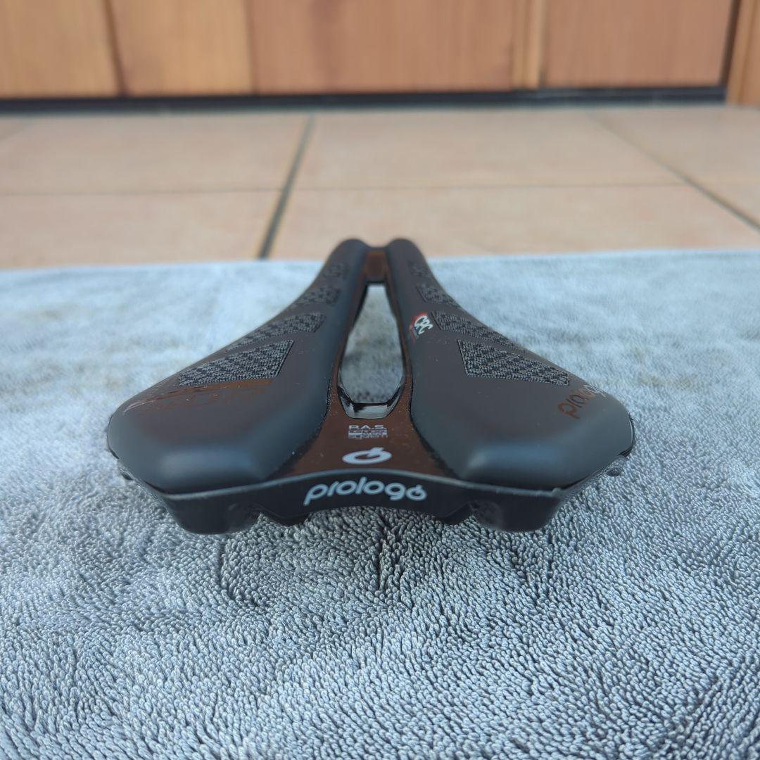Prologo CPC サドル 幅143mm