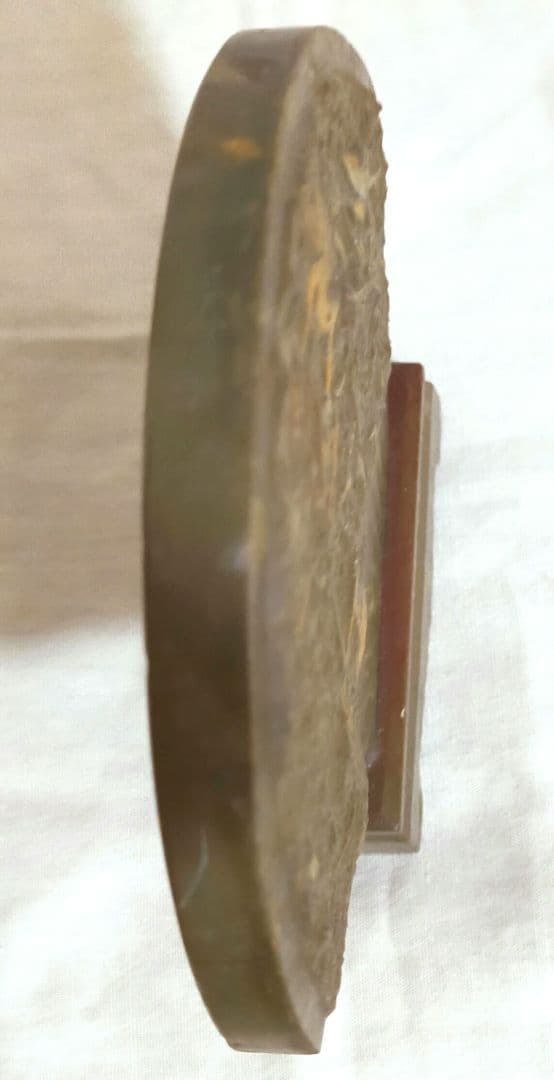 セール✨天然石彫り　黄石　扇子形　鳥彫り　インテリア置物