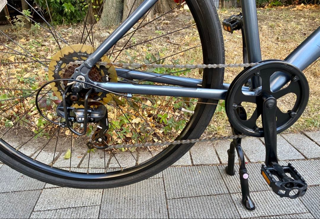 URBAN BIKE. クロスバイク 700×35C 7S前後内装ブレーキ東京