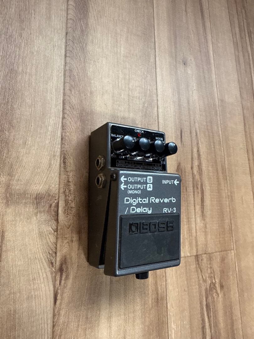 BOSS RV-3 デジタルリバーブ/ディレイ【動作確認済】
