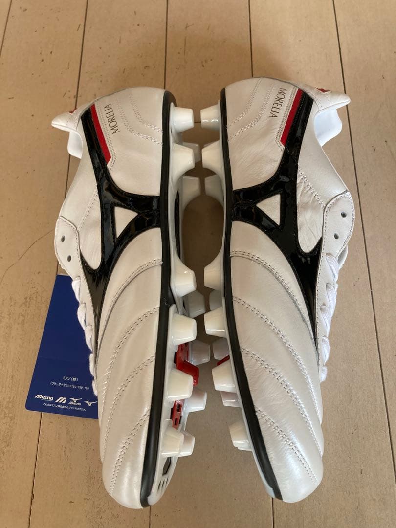 モレリア2ジャパン　ノーマルステッチ　白　26.5㎝　新品。