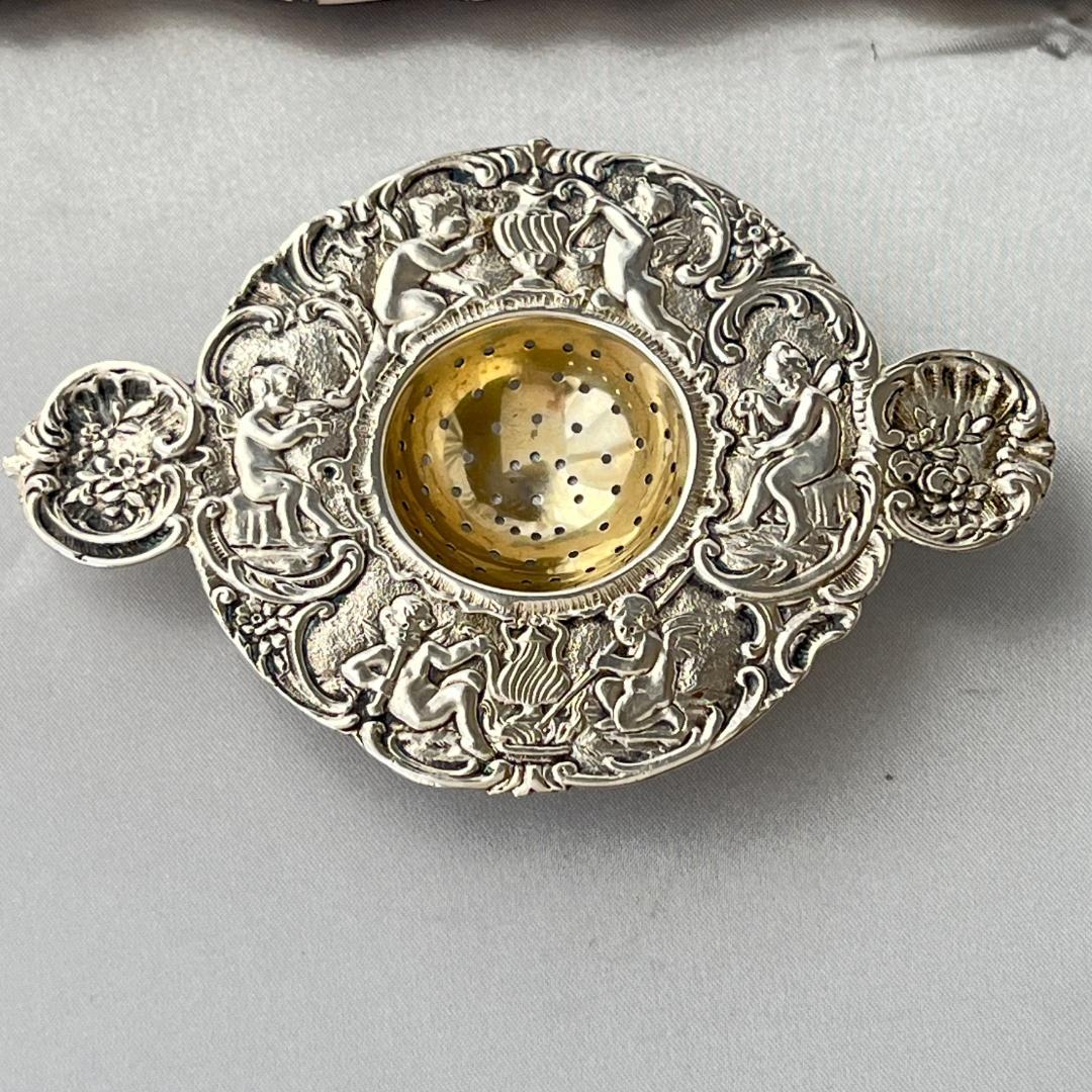 【ドイツ】 天使のティーストレナー【純銀】