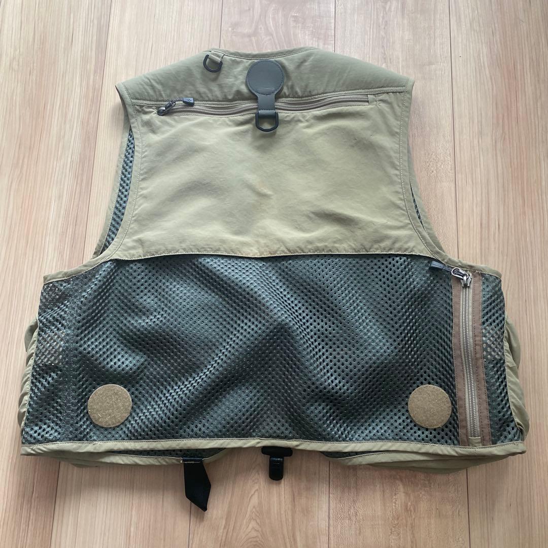 モンベル フィッシングベスト ベージュ　M