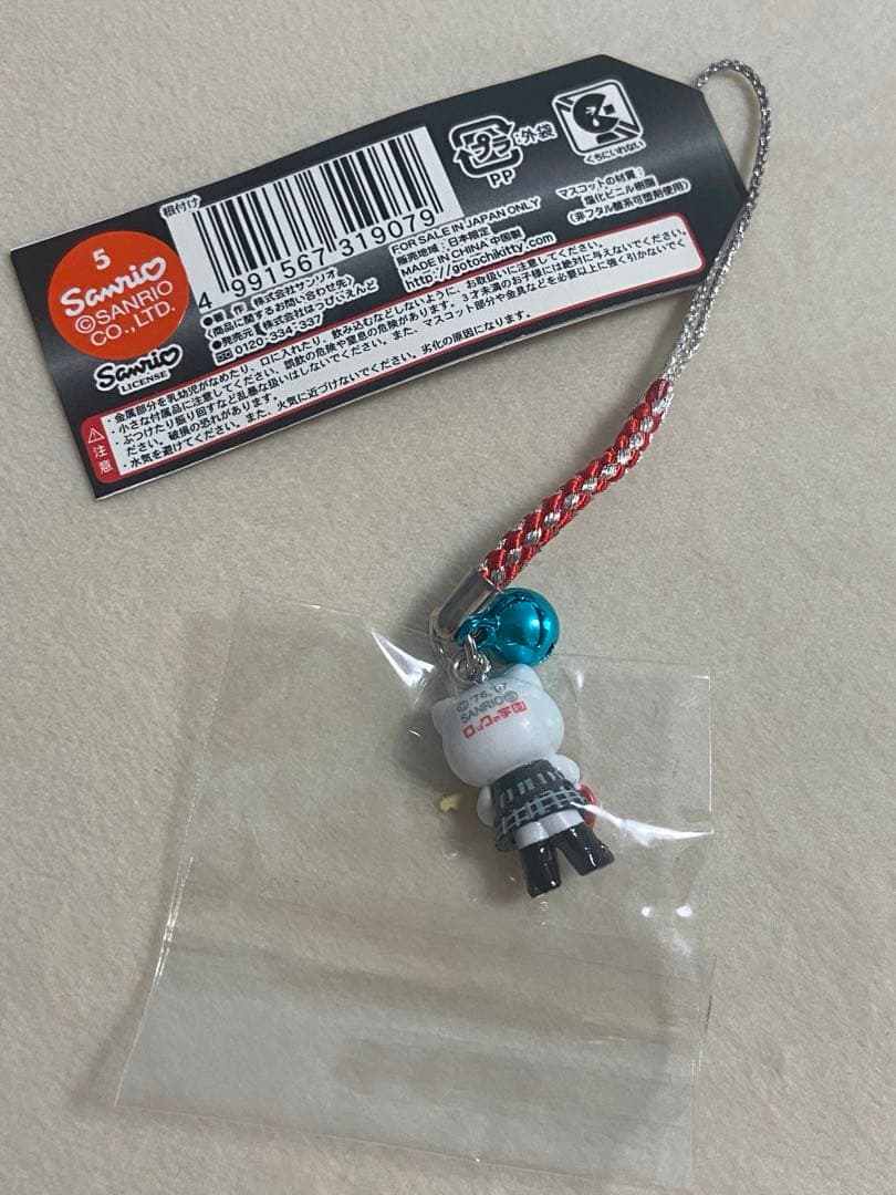 ハローキティ ロックの学園　限定根付け