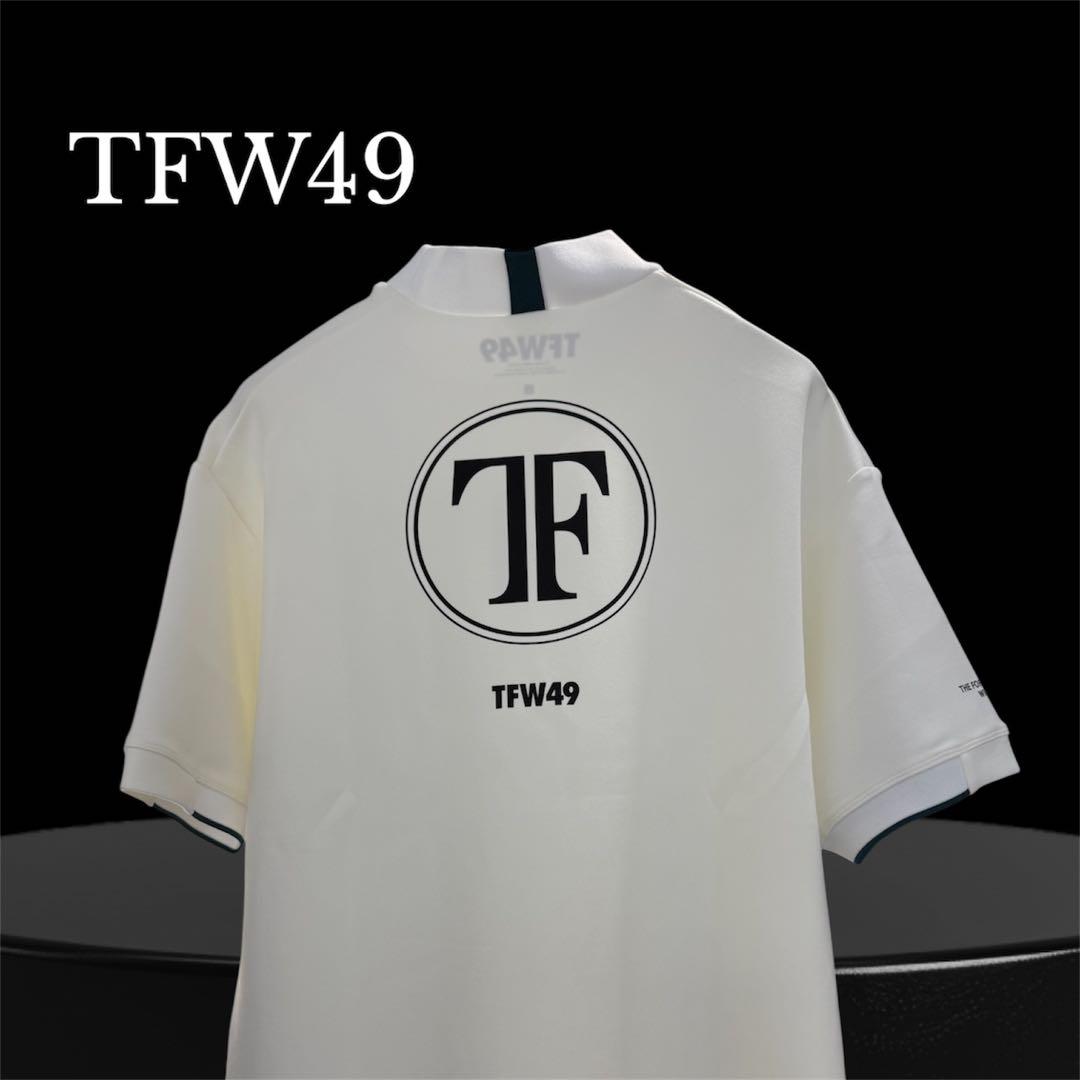 新品タグ付き⭐️2025AW新作❤️ホワイトモックネックL　TFW49