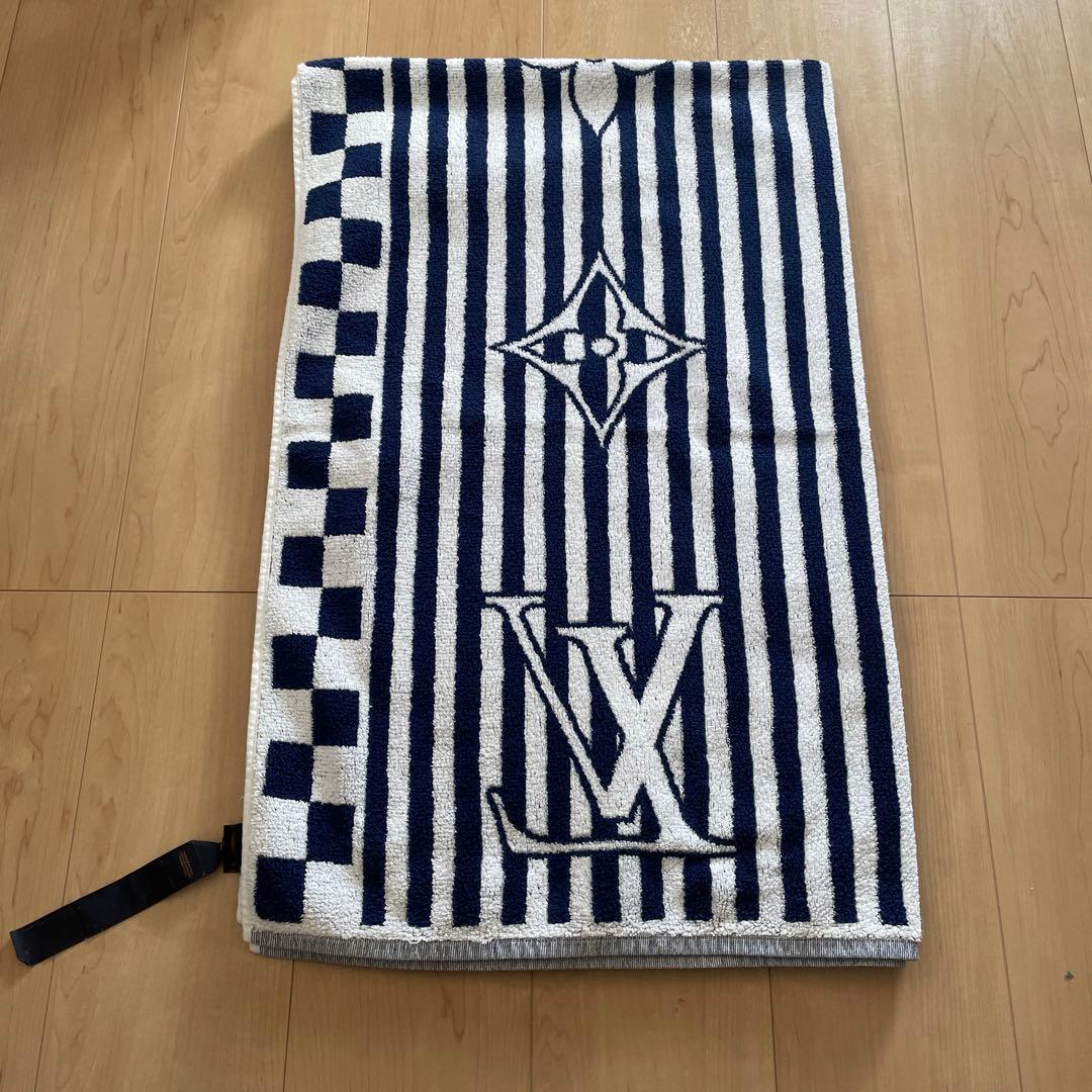 美品 LOUIS VUITTON ビーチタオル ネイビー