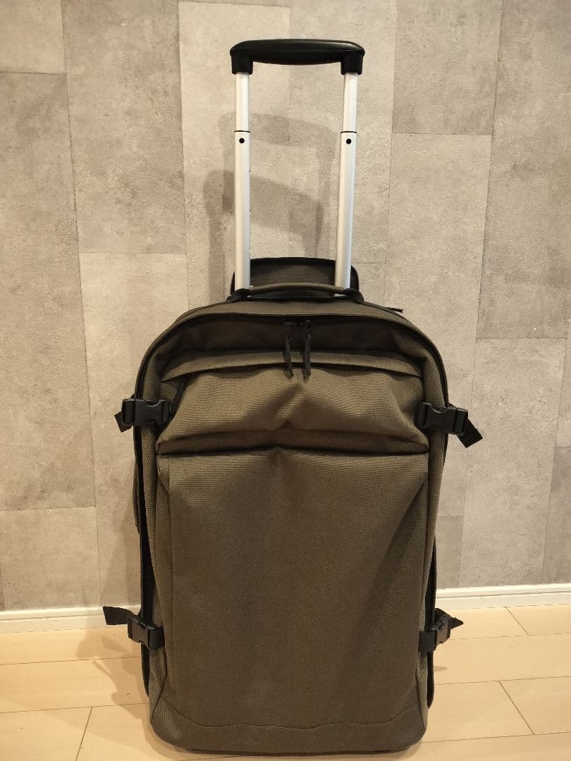 【美品】無印良品 撥水ソフトキャリーケース 40L　カーキ色　オシャレ