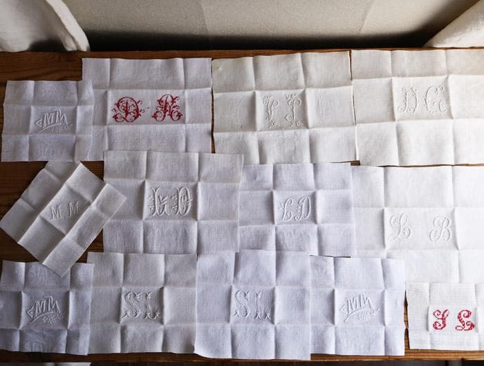 【6】たくさん18枚！ フランス アンティーク イニシャル 手刺繍 端切れ