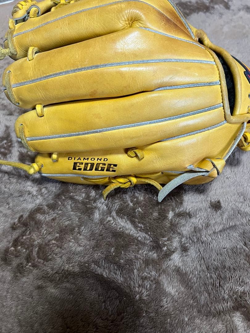 ナイキ硬式内野用グローブ イエロー