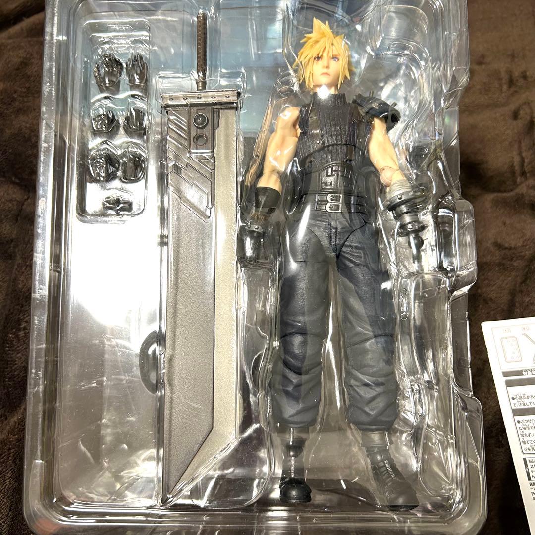FINAL FANTASY VII クラウド・ストライフ フィギュア　パーツ不足