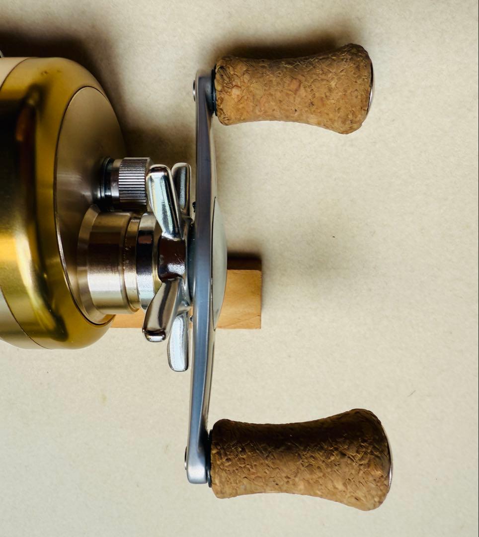 Daiwa Millonaire CVZ 205 ベイトリール