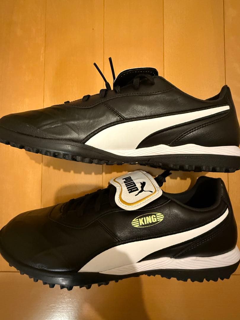 プーマ　トレーニングシューズ　KING TOP TT 29㎝