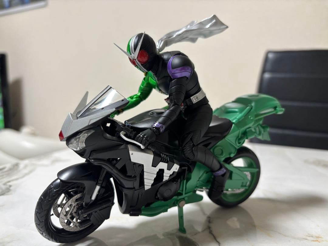 【真骨彫製法】仮面ライダーW マシン　ハードボイルダー　セット