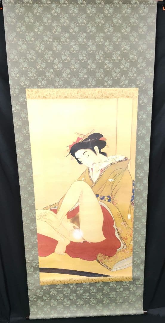 掛軸 絹本 複製工芸画 美人画 桐箱付 伝・葛飾北斎筆