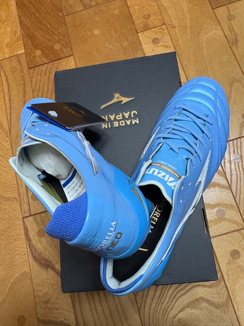 新品　超最新　限定カラー　ミズノ　モレリア ネオ4 JAPAN 25cm