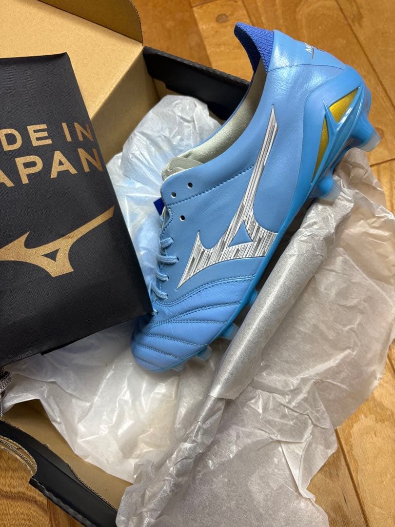 新品　超最新　限定カラー　ミズノ　モレリア ネオ4 JAPAN 25cm