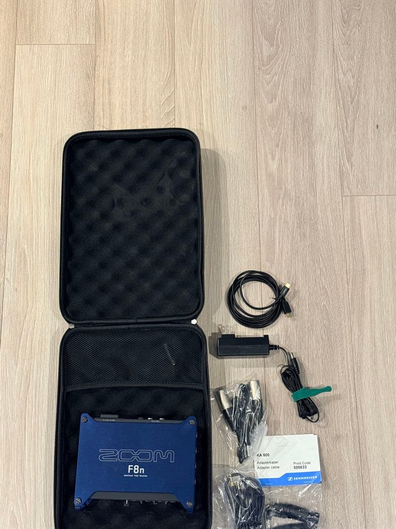 ZOOM ( ズーム ) F8n マルチトラックフィールドレコーダーケース付