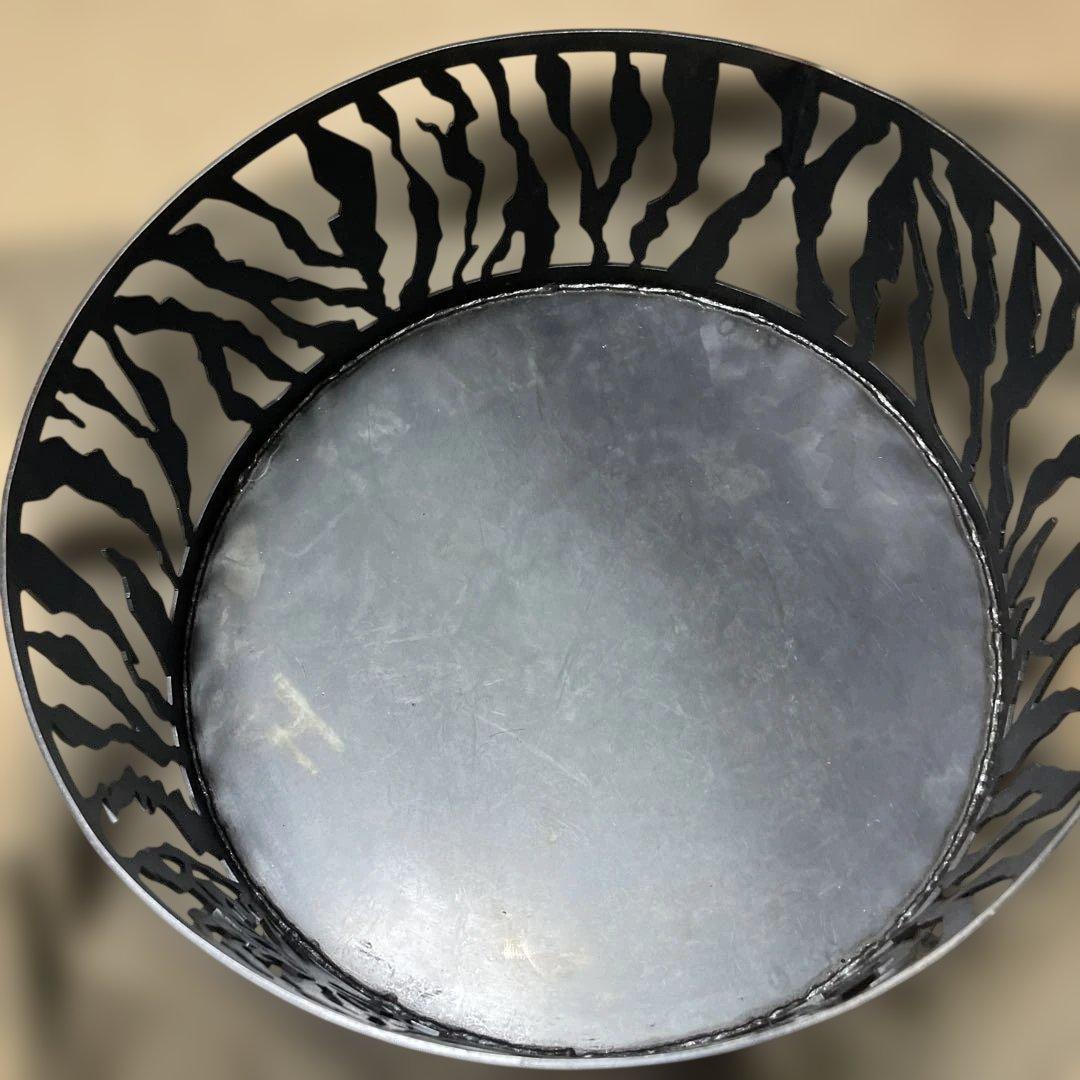 サンゾクマウンテン　寅　焚き火台