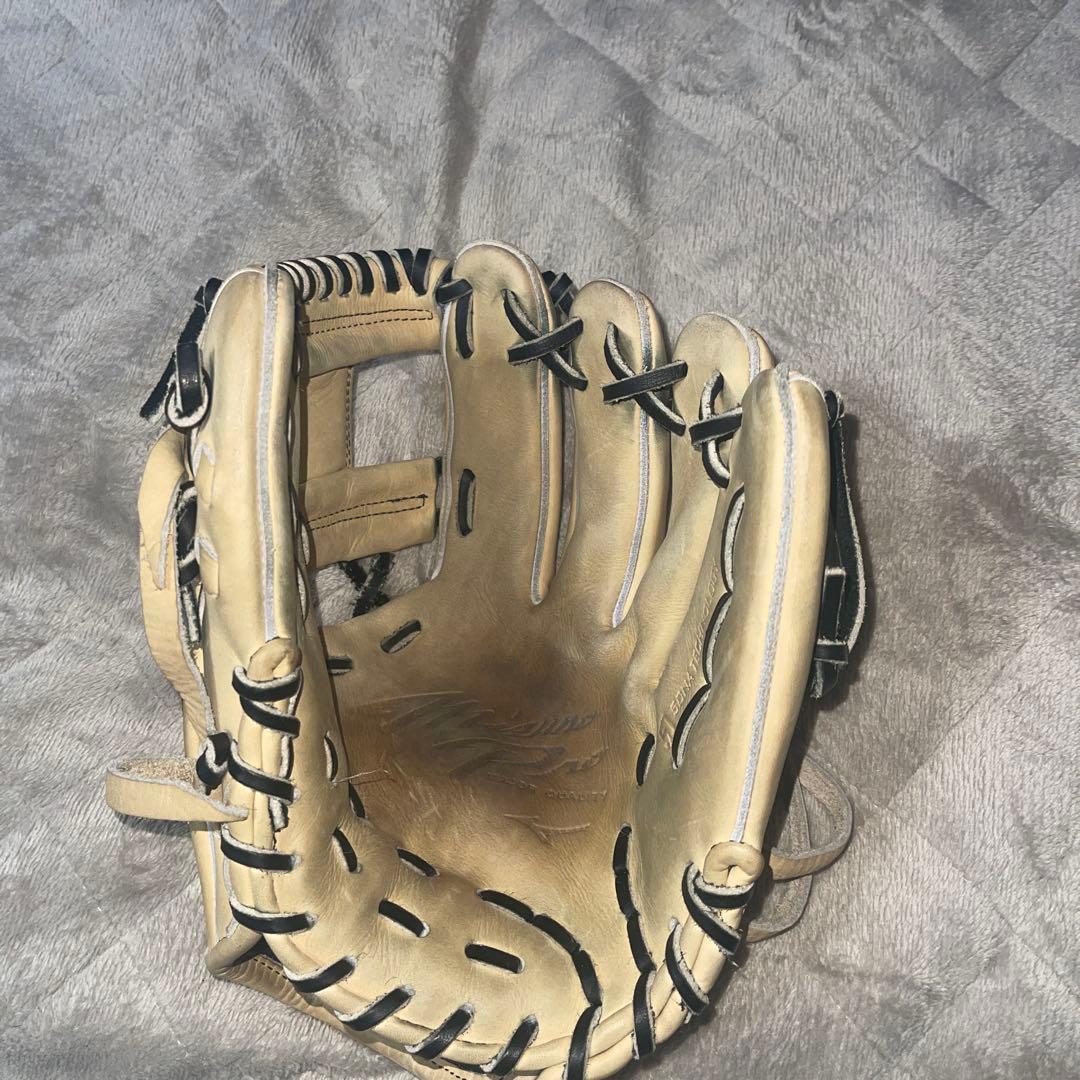 Mizuno Pro 軟式グローブ ベージュ