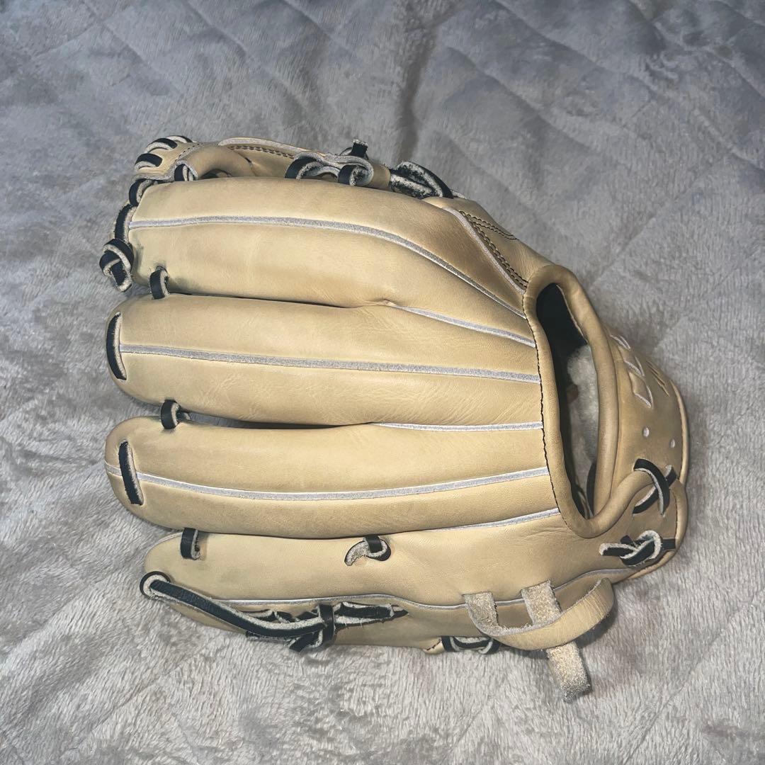 Mizuno Pro 軟式グローブ ベージュ