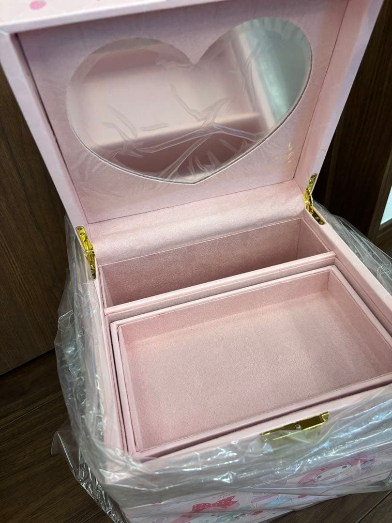 マイメロディ　コスメボックス　美品　ジュエリーボックス