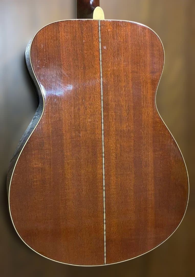 さ*く様 ★超美品！綺麗な音色激鳴り！ヤマハFG202　低弦高調整済　試聴音源有