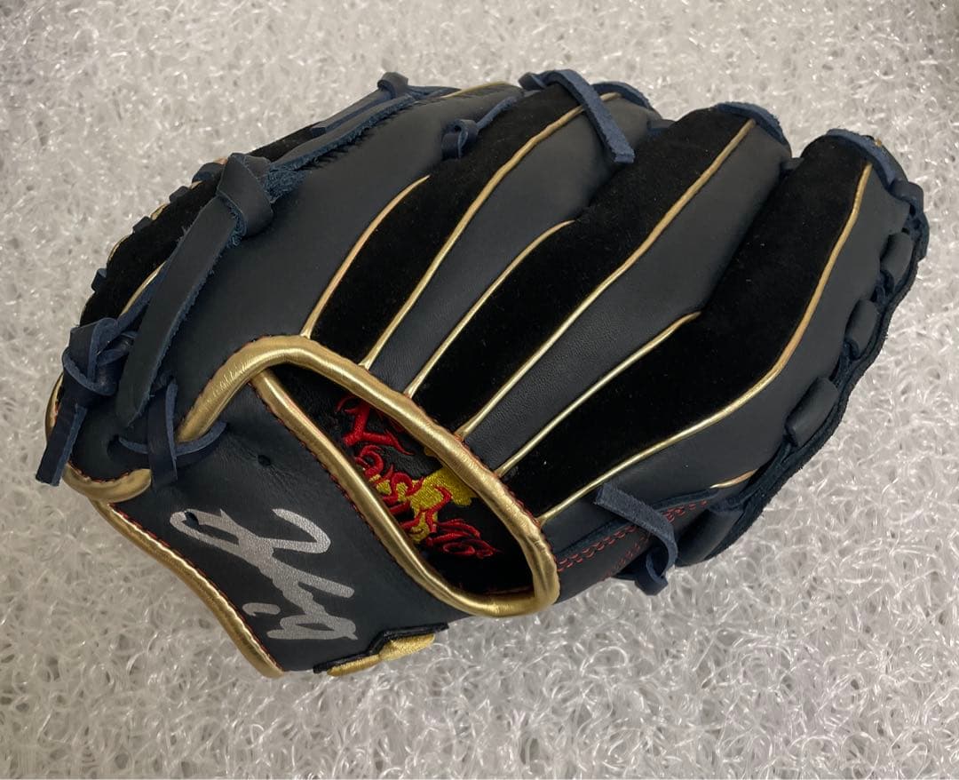 山崎康晃 子供用グローブ