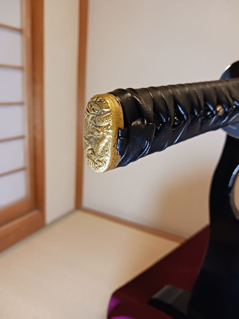 居合前差し用脇差、黒合皮革巻　黒鮫仕、刃紋.矢櫃樋入り二重刃 (訳有り価格)