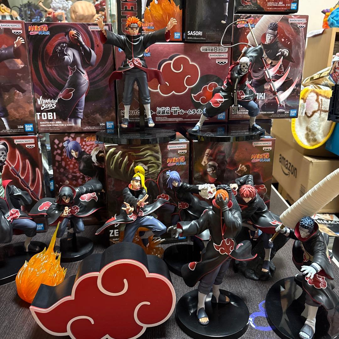 ナルト　フィギュア　暁　10体セット＋ライト