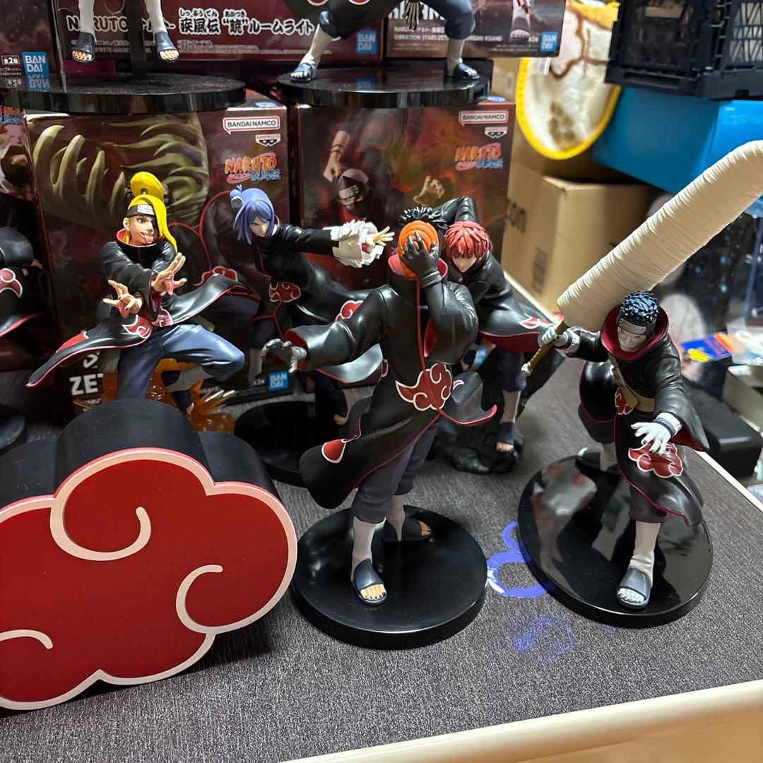 ナルト　フィギュア　暁　10体セット＋ライト