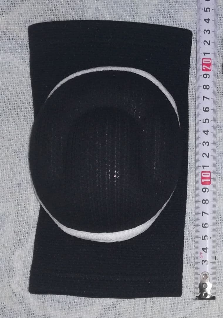 【匿名配送】【未使用】肘　膝　ひじ　ひざ　パッド　GK　ゴレイロ　黒　白