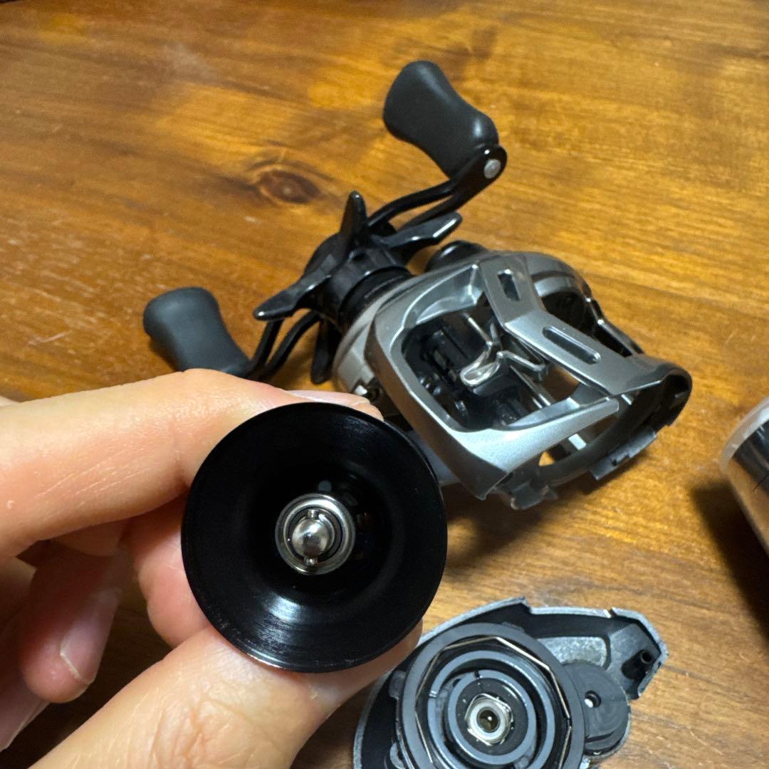 ダイワ アルファス　21 SV TW 800H 7.1 右ハンドル