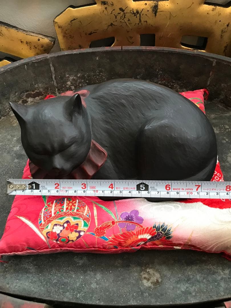 超希少 珍品 時代 骨董 猫 黒猫 眠り猫 置物 春画人形 枕絵 裏隠し 昭和