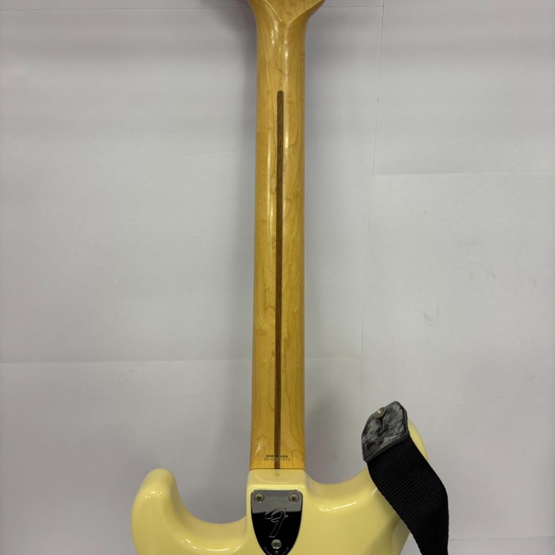ア*ラ様 【中古】イエロー フェンダー ストラトキャスタータイプ エレキギター