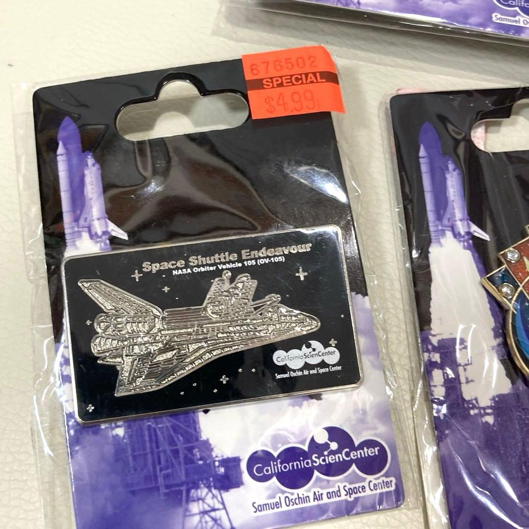 スペースシャトル エンデバー等のピンバッジ＆キーホルダーなど 10点まとめ売り