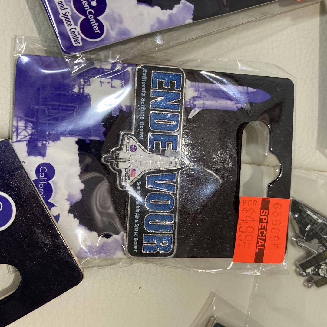 スペースシャトル エンデバー等のピンバッジ＆キーホルダーなど 10点まとめ売り