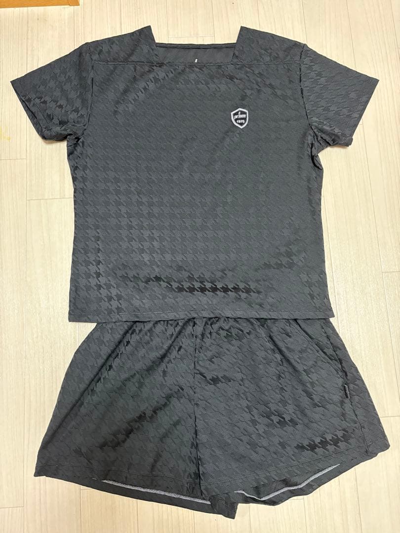 プリンステニスウェア　セットアップ