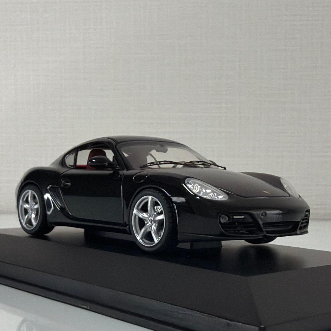 ミニカー 1/43 Porsche Cayman / Schuco