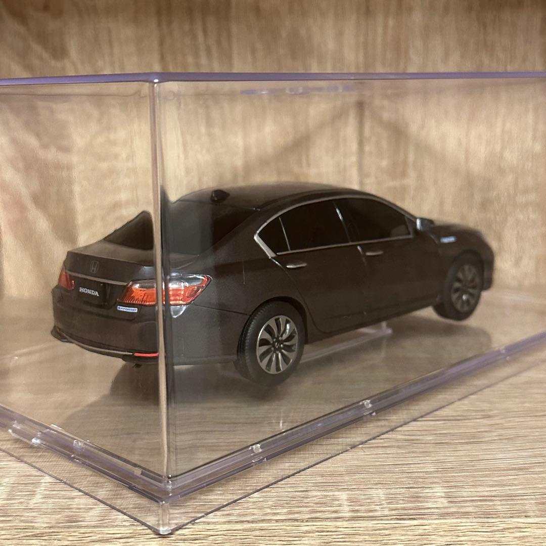 Honda アコードハイブリッド 色見本 1/24スケールモデルカー