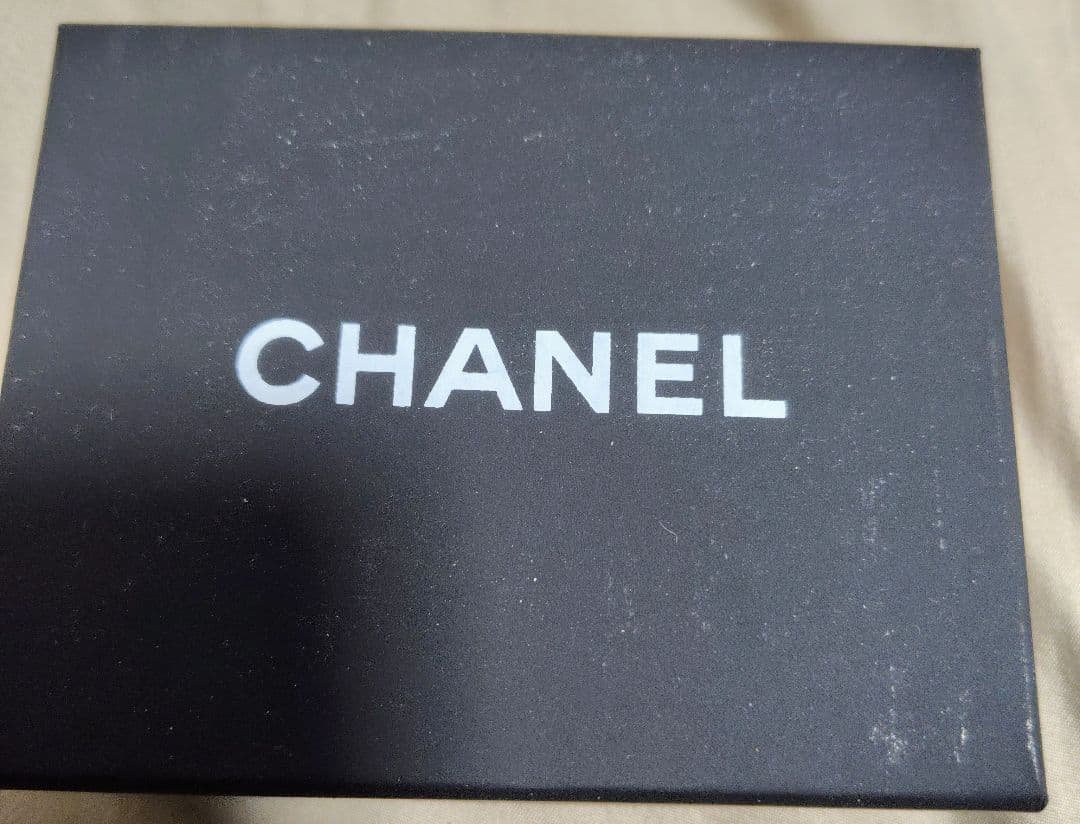 ♡CHANEL♡ ブラック キルティング 二つ折り財布✨美品✨