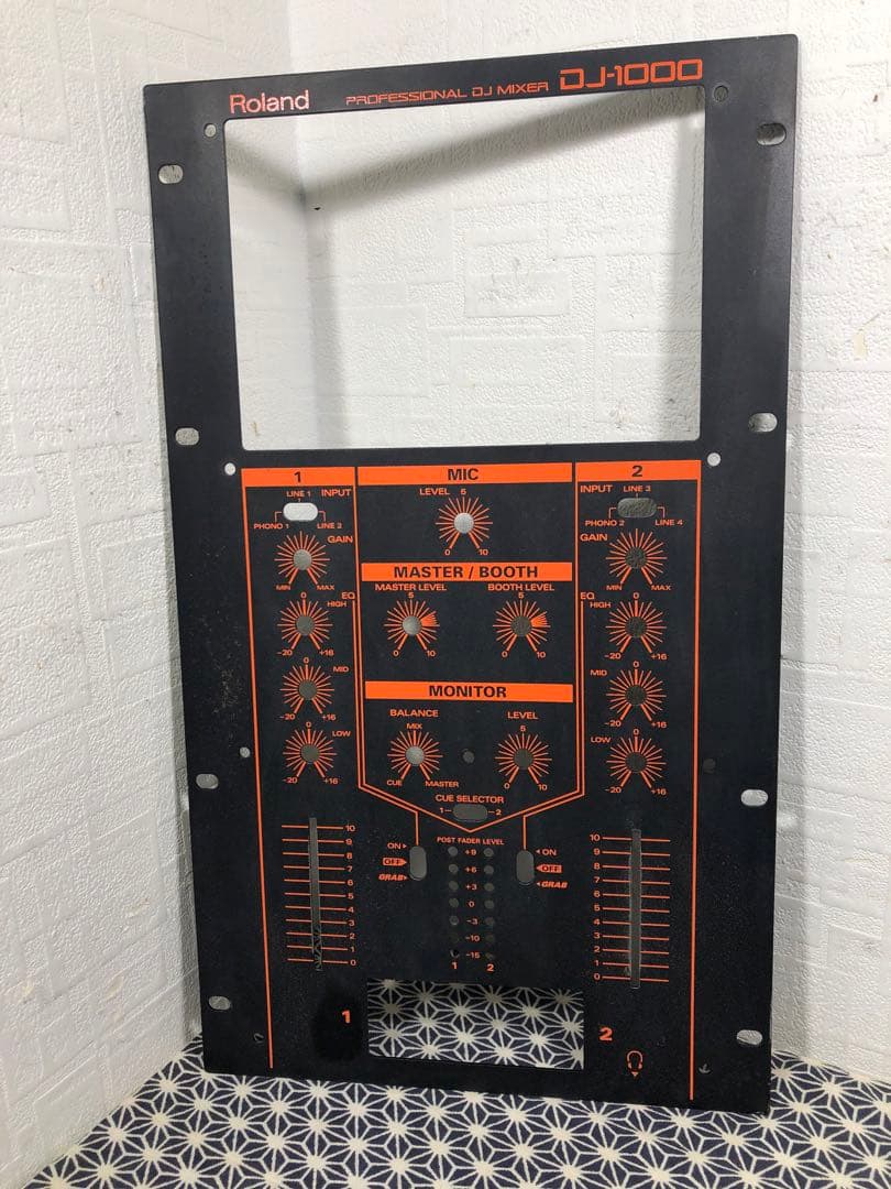 Roland ローランド　DJ-1000
