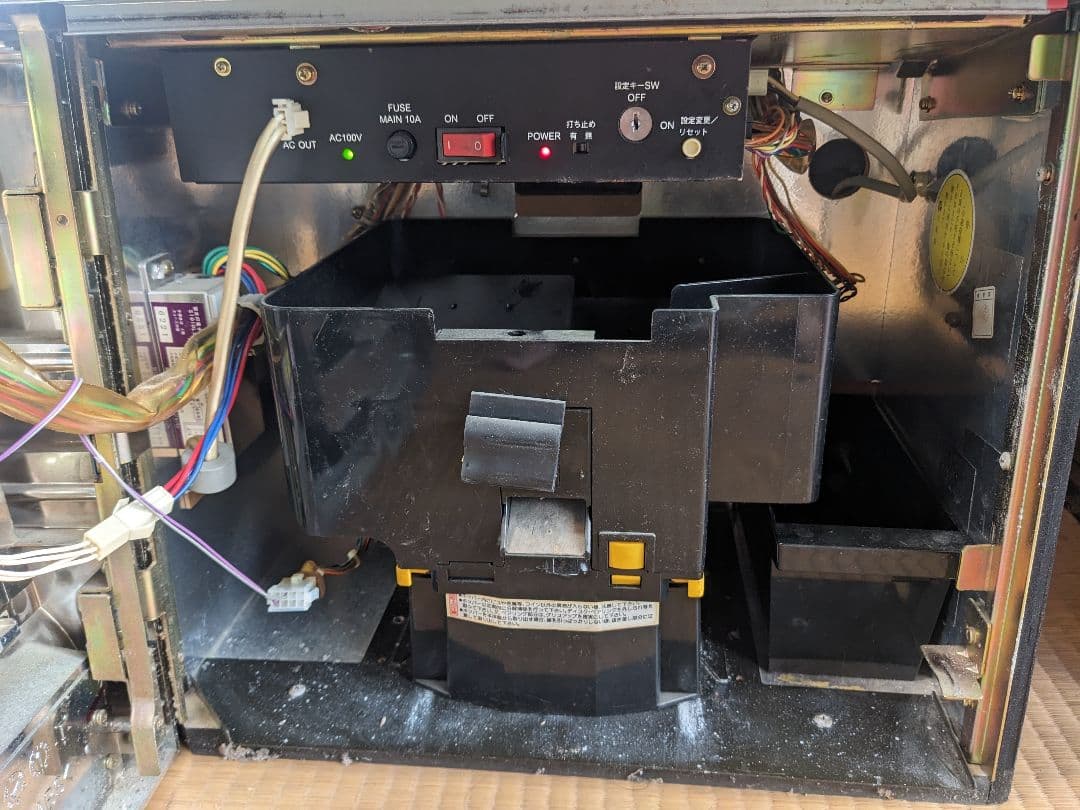 オリンピアパチスロ実機4号機☆南国育ち★25パイ★不要機☆オートプレイ付き