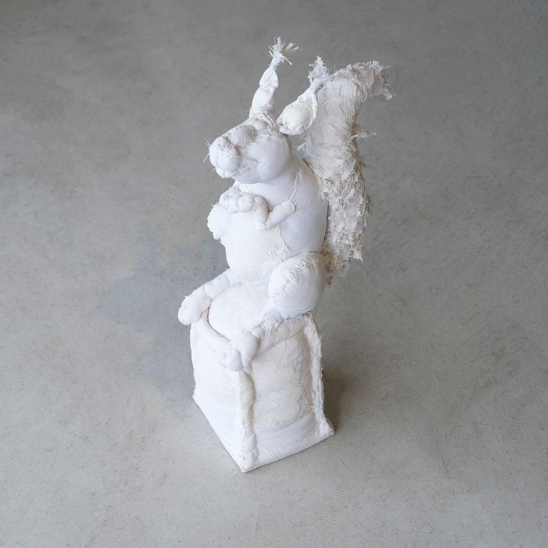 アンヴァレリーデュポン2019年作品 UNDERCOVER