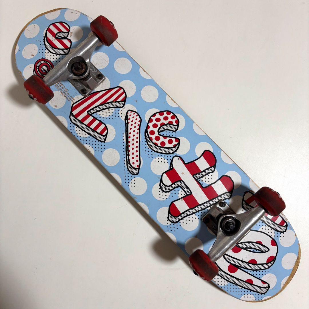 cliche クリシェ　スケボー　コンプリート　7.25インチ　ケースおまけ付き