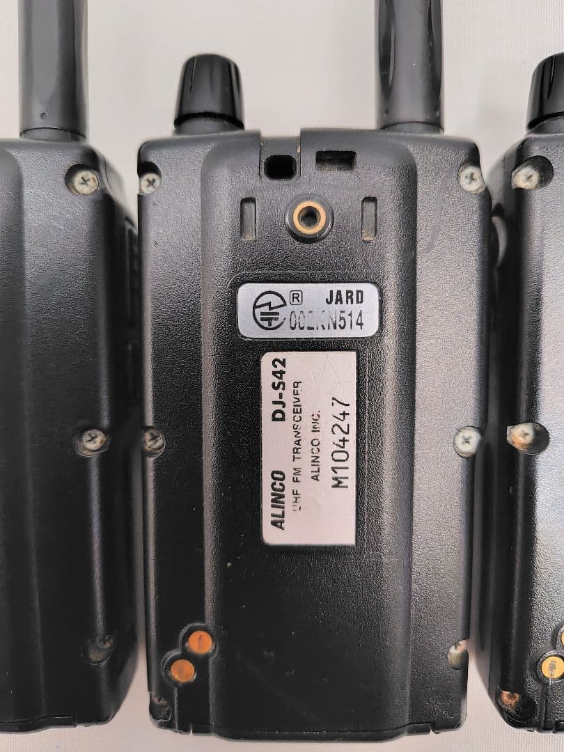 C049【ジャンク】ALINCO アルインコ DJ-S42 4台 充電器付