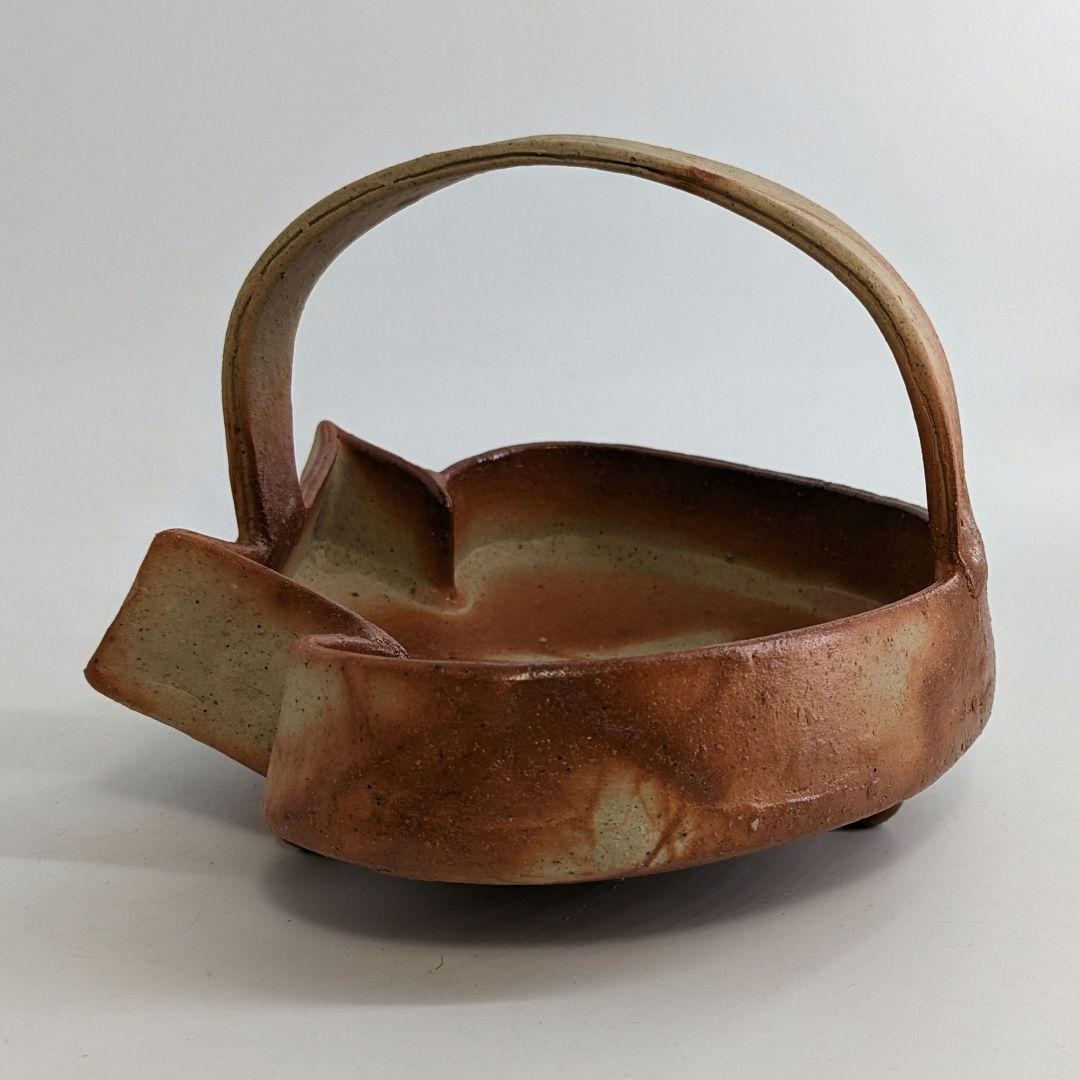 岡山県重要無形文化財 金重有邦 備前焼 「伊部ヒダスキ手付鉢」 共箱合布栞 緋襷