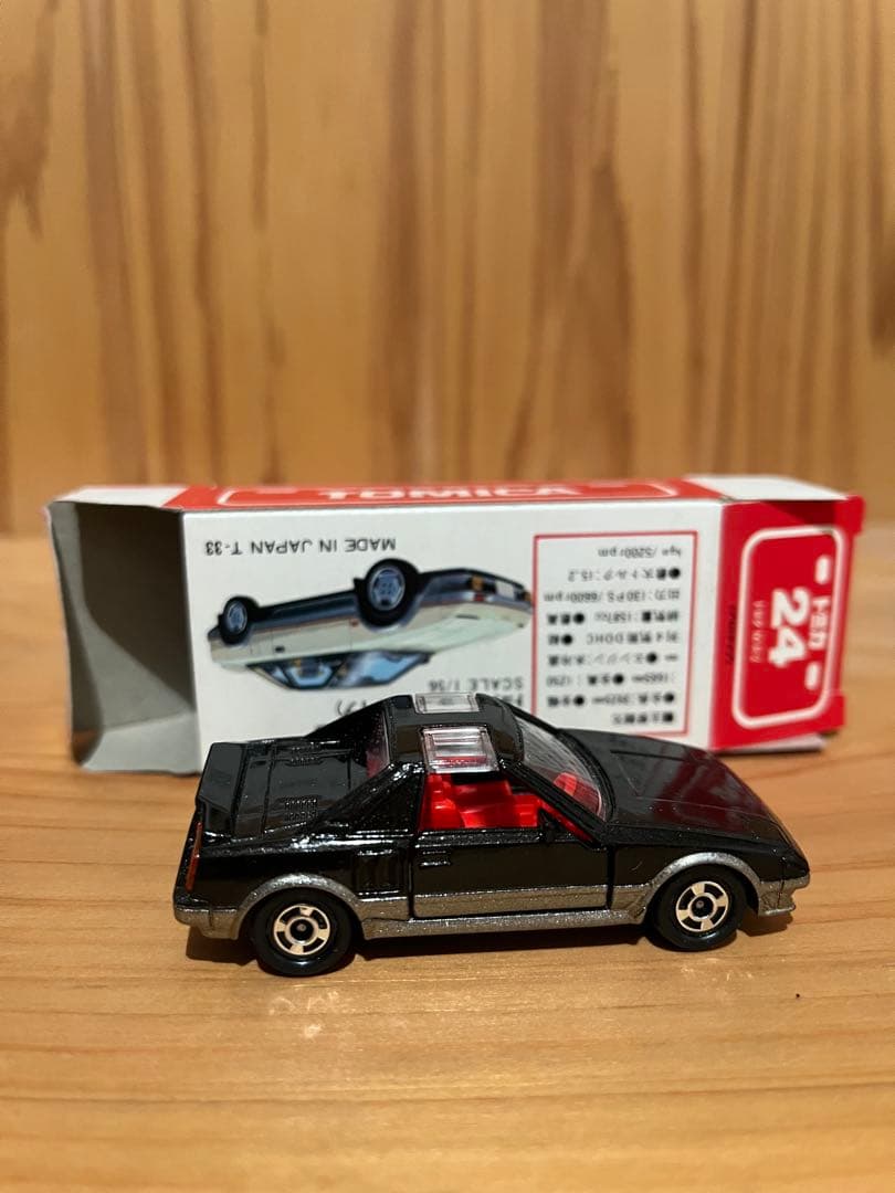 赤箱トミカ24 MR2