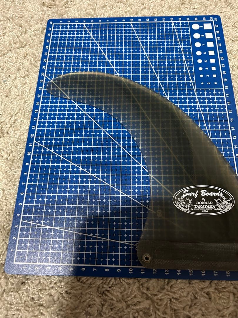 ドナルドタカヤマ　センターフィン