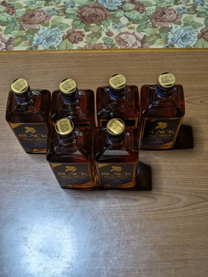 【新品未開封】ブラックニッカ ディープブレンド 700ml 6本セット